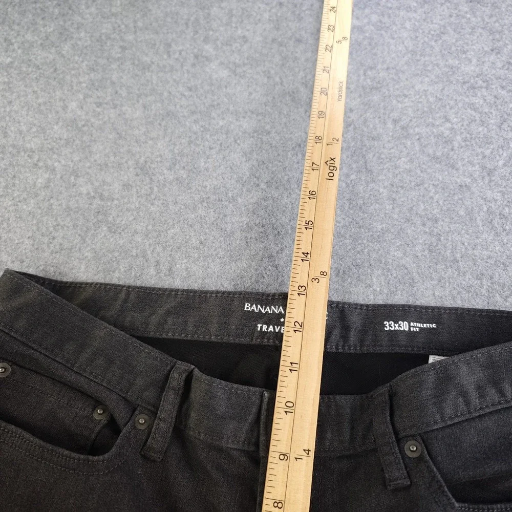 Banana Republic Traveler Jeans Mens 33x30 Athletic Fit Black Dark Gray Solid